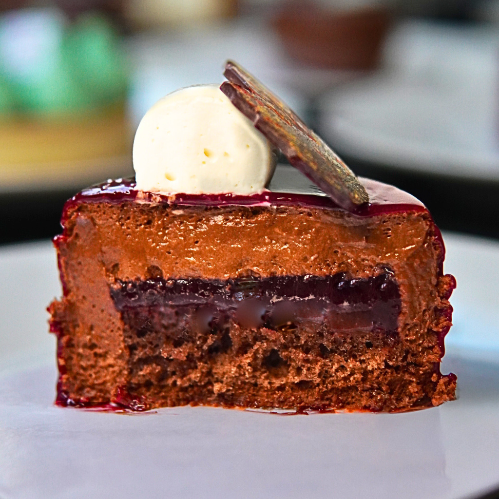 Black Forest (12 pcs)