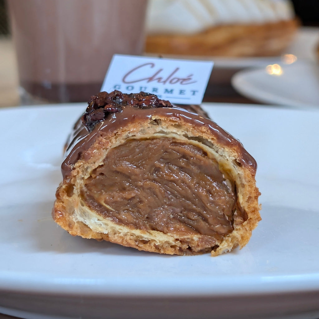 Chocolate Eclair (12 pcs)